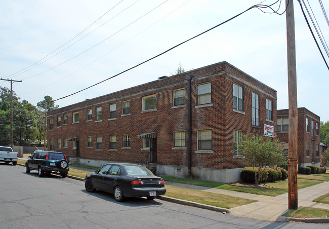 2201 Main St in Little Rock, AR - Foto de edificio - Building Photo