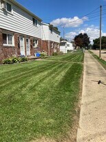 1367 Wertz Ave SW in Canton, OH - Building Photo