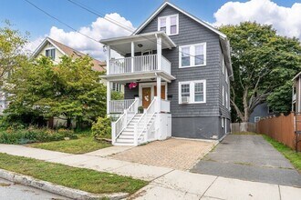 5-7 Linwood Ave in Melrose, MA - Building Photo - Building Photo