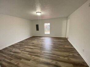 114 Mattox St in Brookneal, VA - Building Photo - Building Photo