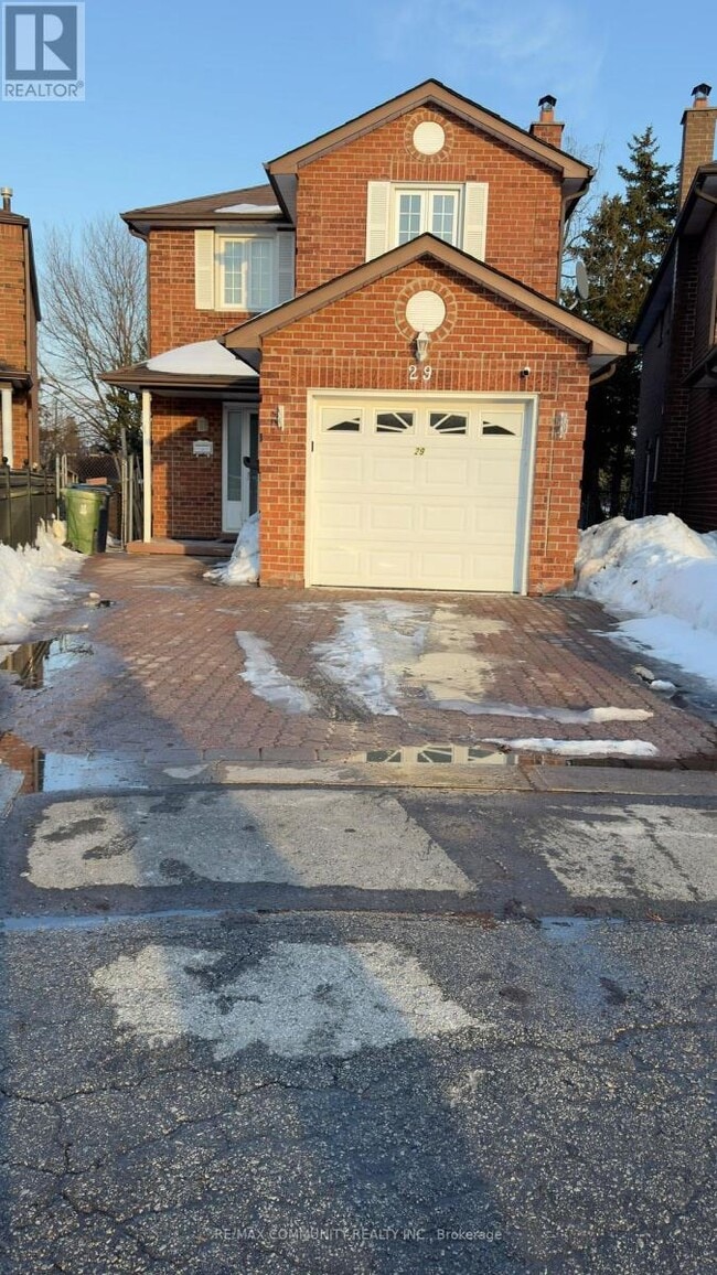 29 Mansewood Gardens in Toronto, ON - Building Photo - Building Photo