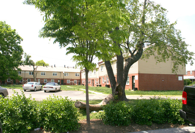 Garrison Ave Townhomes in Baltimore, MD - Building Photo - Building Photo