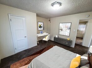 1321 Turquoise Ave, Unit 116 in Mentone, CA - Building Photo - Building Photo