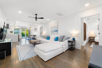 425 32nd St in West Palm Beach, FL - Building Photo - Building Photo