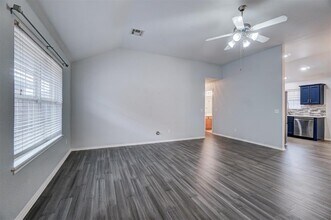 408 Cherokee Gate Dr in Yukon, OK - Building Photo - Building Photo