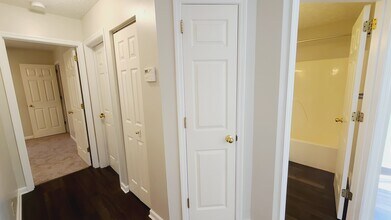 2342 Benay Rd in Nashville, TN - Building Photo - Building Photo