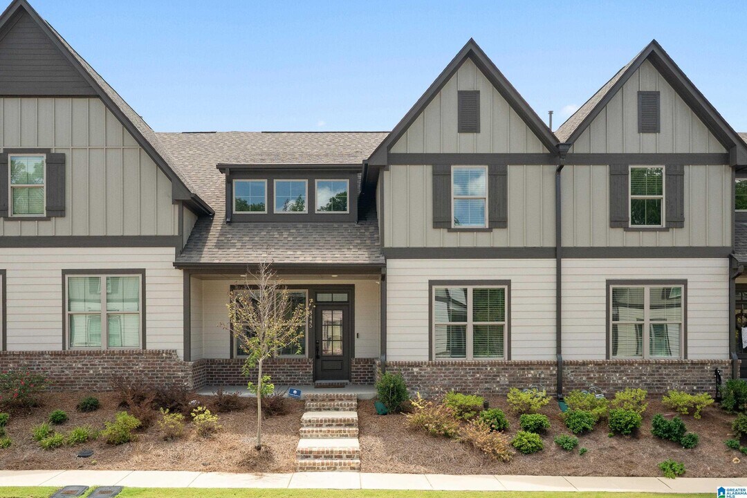 3445 Feldspar Cir in Vestavia Hills, AL - Building Photo