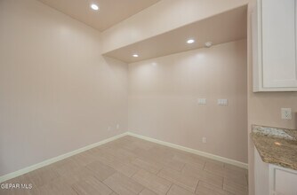 6537 Hoop St in El Paso, TX - Building Photo - Building Photo