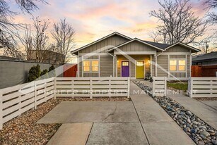 326 S Raleigh St in Denver, CO - Building Photo