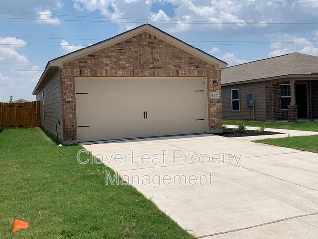 property at 712 Shoal Crk