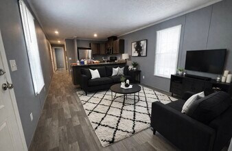 57 Third St. Unit 57 in Dearborn Heights, MI - Foto de edificio - Building Photo