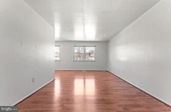 13093 Blakeslee Dr in Philadelphia, PA - Building Photo - Building Photo