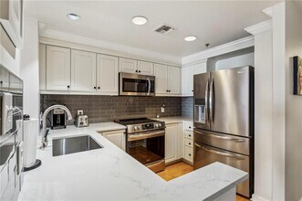 75 14th St NE in Atlanta, GA - Building Photo - Building Photo
