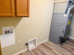 521 Yellowstone Ave in Laurel, MT - Building Photo - Building Photo