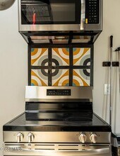 240 Washington Ave in Albany, NY - Building Photo - Building Photo