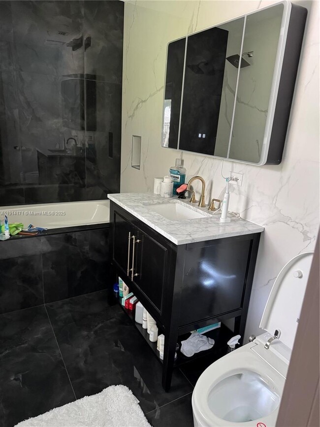 13451 SW 74th Ave in Pinecrest, FL - Building Photo - Building Photo