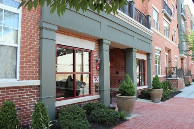 Crescent Court in Jersey City, NJ - Building Photo