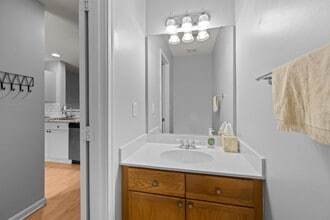 2210 Cigar Ct in Charlotte, NC - Building Photo - Building Photo