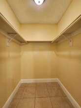 4471 SW 54th Ct in Dania Beach, FL - Building Photo - Building Photo