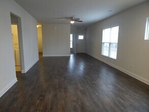 533 Lyrebird Ave in Wilmington, NC - Building Photo - Building Photo