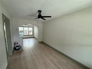 535 14th Ave S in St. Petersburg, FL - Building Photo - Building Photo