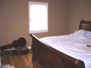 28 Wolfle St in Glen Cove, NY - Building Photo - Building Photo