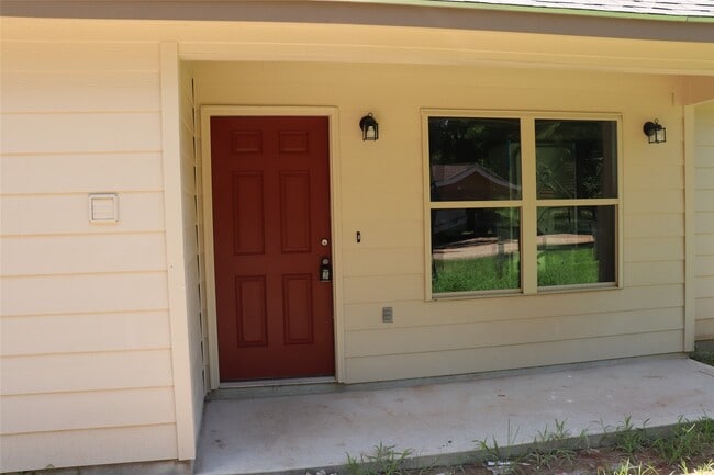 9199 Inwood in Willis, TX - Building Photo - Building Photo