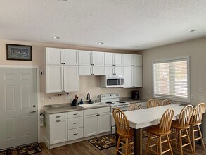 4226 E Burgen Rd SE in Alexandria, MN - Building Photo - Building Photo