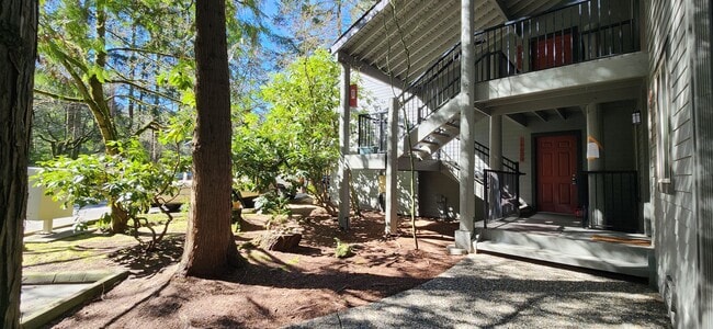 14620 NE 80th Pl, Unit 35A in Redmond, WA - Building Photo - Building Photo