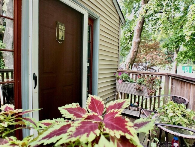 property at 5 Reservoir St