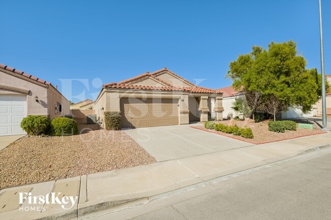 692 Rising Brook Dr in Henderson, NV - Building Photo - Building Photo