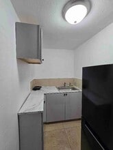 3784 Dover Dr in Sarasota, FL - Building Photo - Building Photo