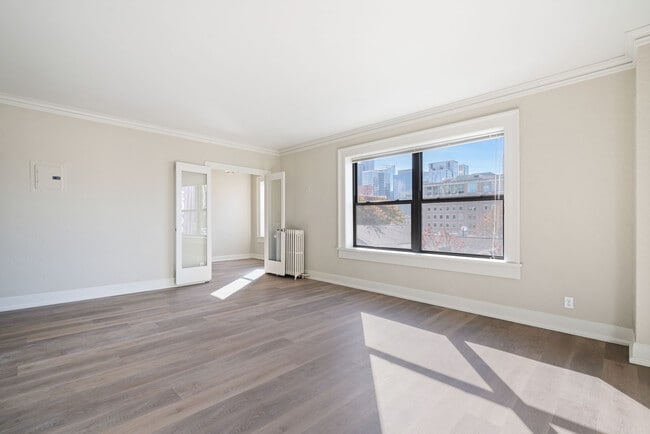 The Marlborough in Seattle, WA - Building Photo - Building Photo