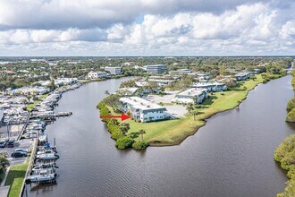 2800 Indian River Blvd in Vero Beach, FL - Building Photo - Building Photo