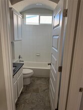 204 Wilderness Trail in Elgin, TX - Building Photo - Building Photo