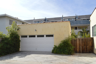 538 E Atlas Way in Long Beach, CA - Building Photo - Other