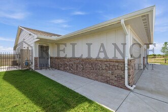622 W 50th St S in Wichita, KS - Building Photo - Building Photo