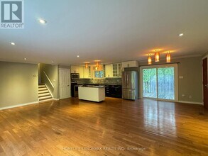 66 Metro Rd N in Georgina, ON - Building Photo - Building Photo