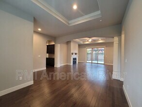 8099 Traditions Ct in Fair Oaks, CA - Building Photo - Building Photo