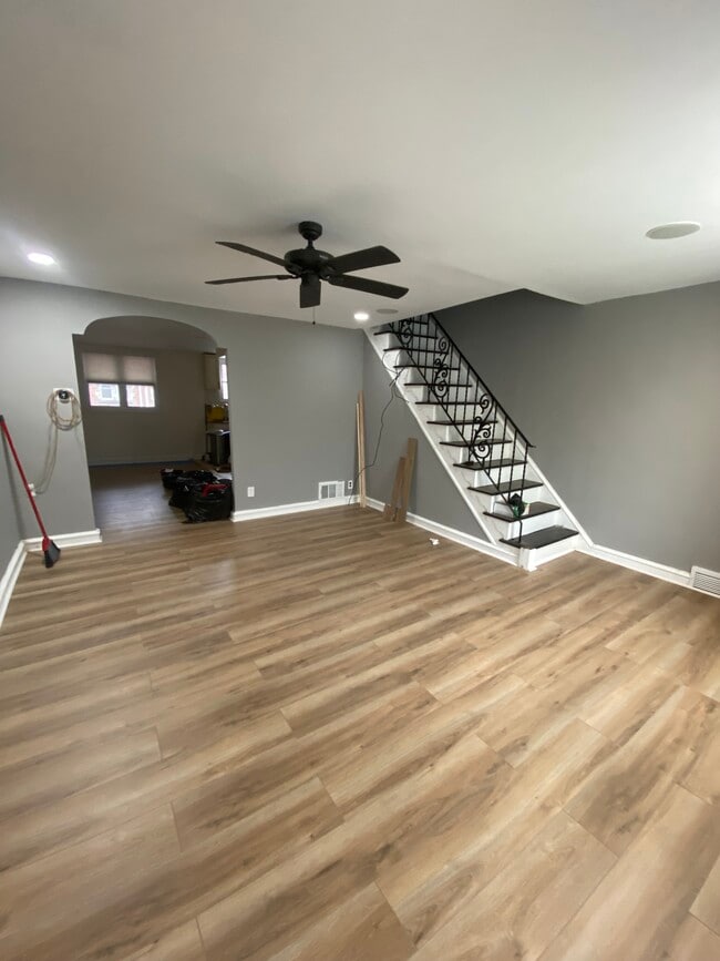 4558 Oakmont St in Philadelphia, PA - Building Photo - Building Photo