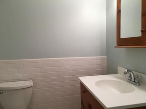 62 Heritage Hill Rd in New Canaan, CT - Foto de edificio - Building Photo