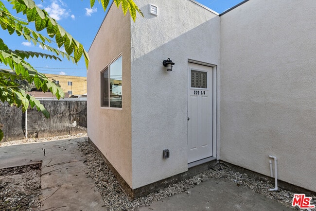 property at 222 E Vernon Ave