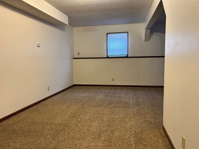 903 Windwood Dr in Junction City, KS - Building Photo - Building Photo