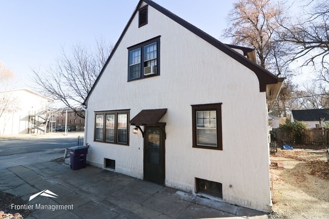 1843 Anderson in Manhattan, KS - Building Photo - Building Photo