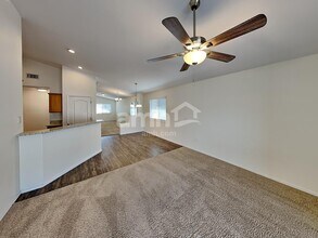 7856 S Splinter Way in Tucson, AZ - Building Photo - Building Photo