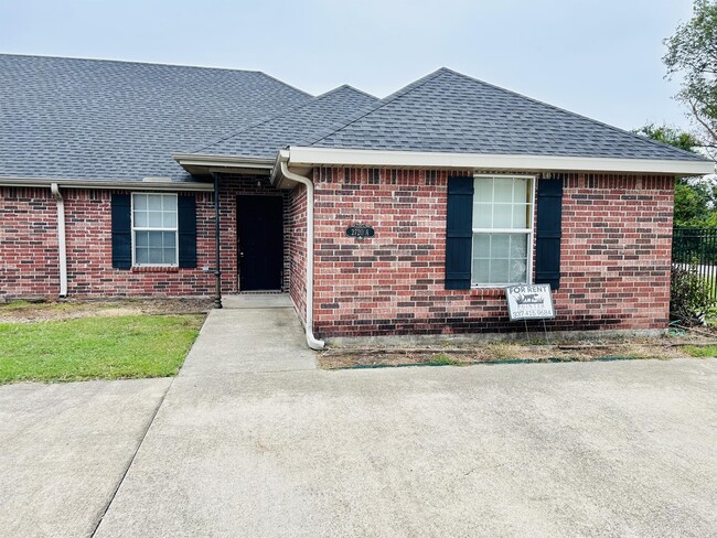 property at 2720 Ryan Rd