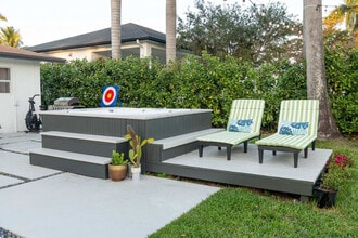 1424 NE 118th St in Miami, FL - Building Photo - Building Photo