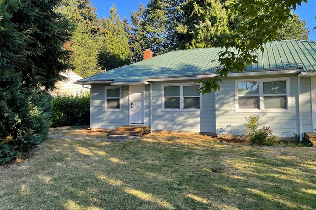 property at 2102 W 28th St