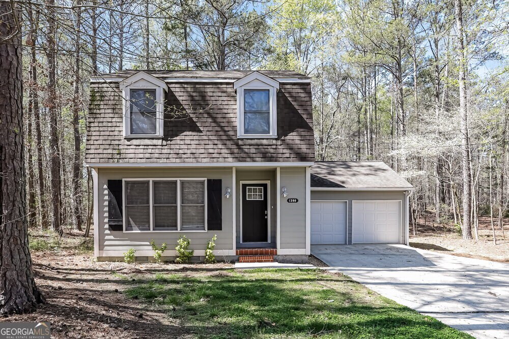 1398 Lakeview Pkwy in Villa Rica, GA - Building Photo