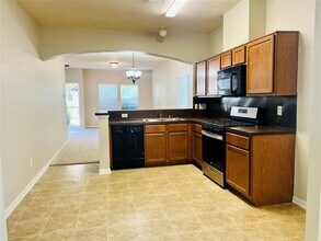 1721 Claremont Garden Cir in Houston, TX - Building Photo - Building Photo